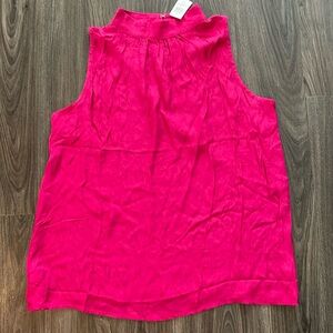Loft Womens Top size Medium